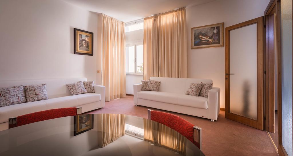 Simple Station Stay Floransa Dış mekan fotoğraf